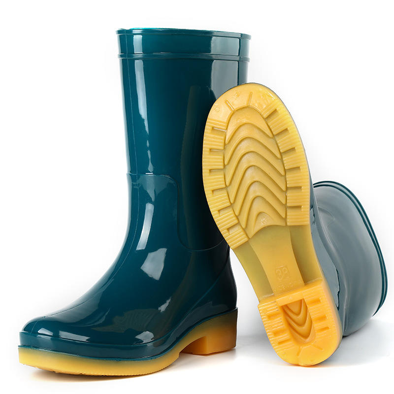 Botas de Chuva Femininas de Bico Redondo em PVC