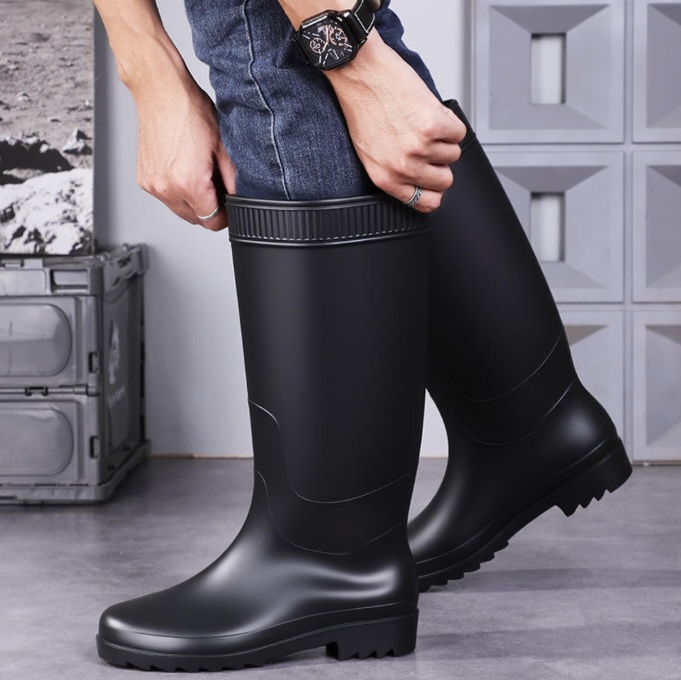Botas de borracha com biqueira de aço